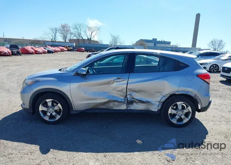 2017 Honda Hr-V Lx z USA, uszkodzony, nr VIN 3CZRU6H37HG705585